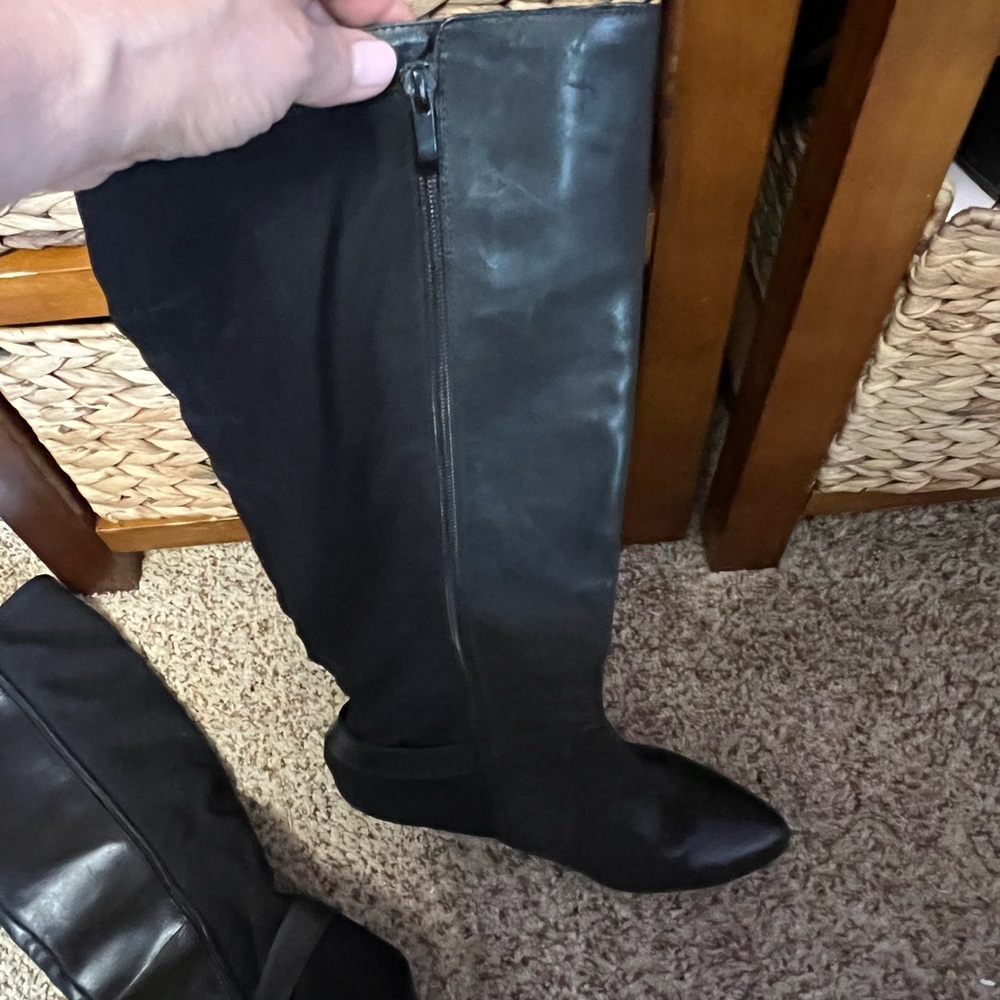 Tahari Black Heeled Boots